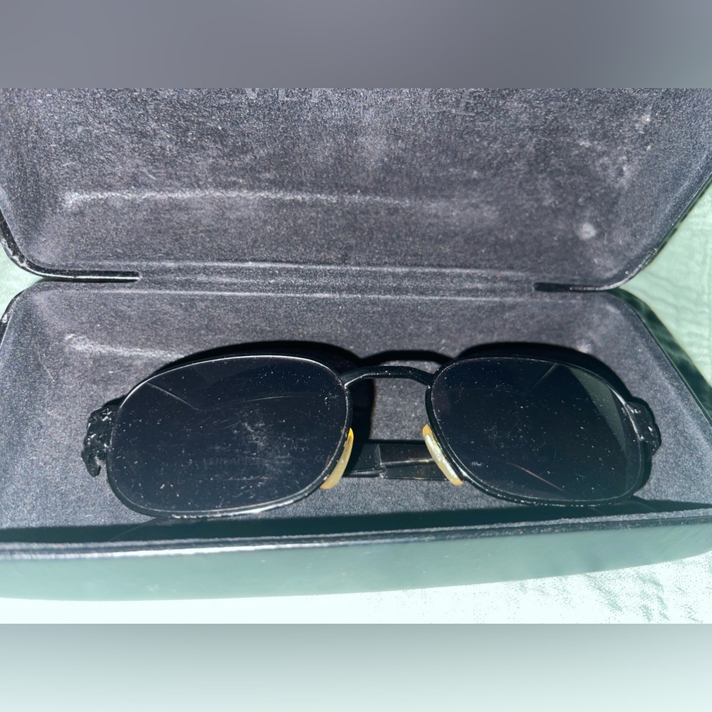 Versace Vintage 90s Black Oval Medusa Sunglasses Y2K Matrixcore Italy EUC - Picture 2 of 11